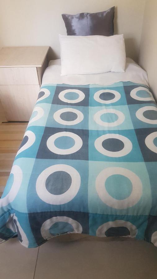 Carlcyn Homestay Gaborone Buitenkant foto